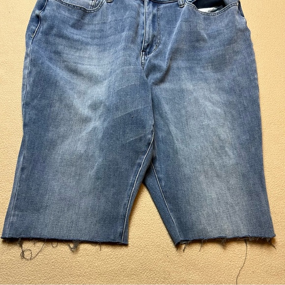Judy Blue Jean Shorts Womens 18W Plus Denim Boyfriend JB88208 Cut Off - Picture 3 of 8